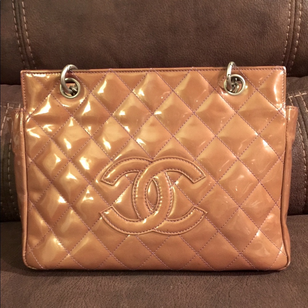 🌹💯authentic CHANEL timeless petite shopping tote - Picture 3 of 10